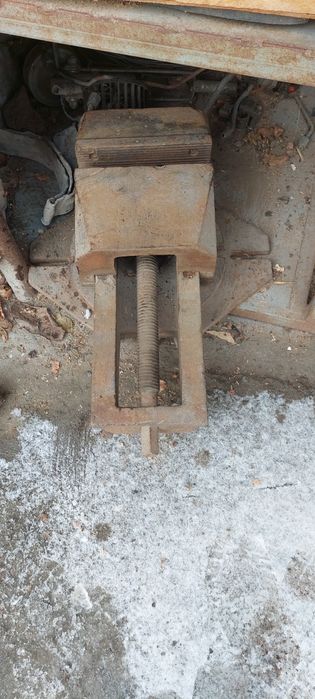 Нормальные Тиски