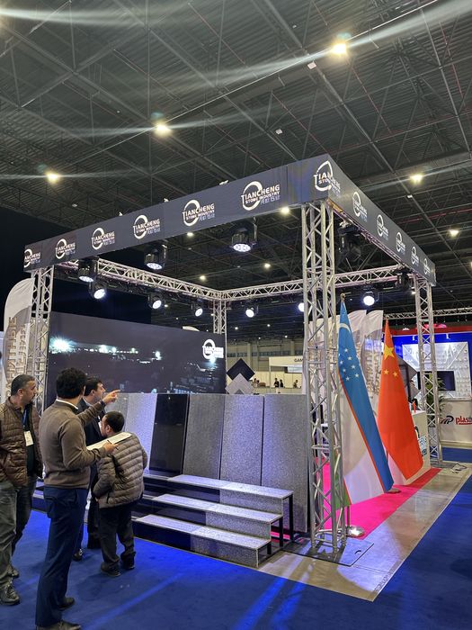 Подиум Лед экран, светомузыка, звук, спецеффекты для мероприятие