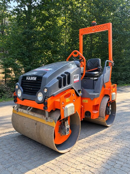 Inchiriez Cilindru compactor