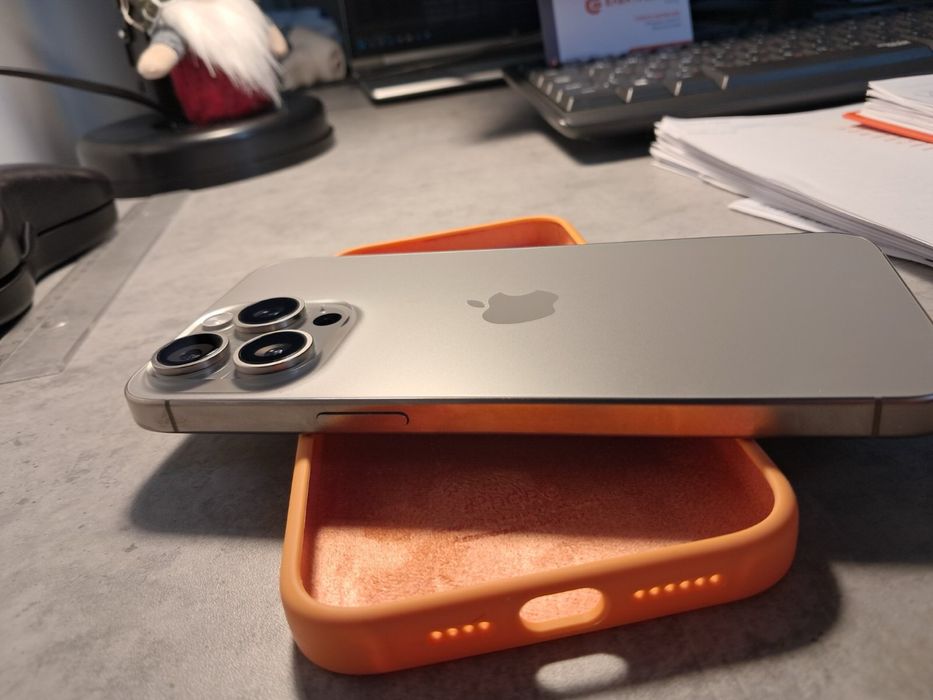 Iphone 15 pro max 256GB гаранционен