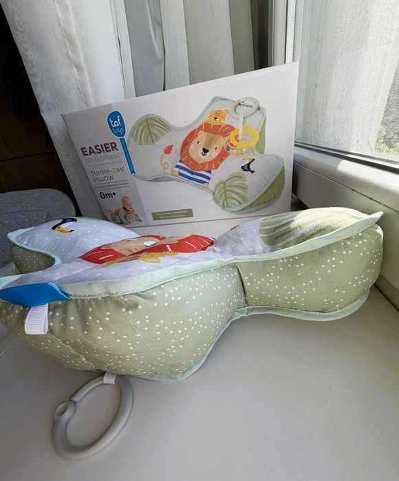 Възглавница за tummy time на Taf Toys