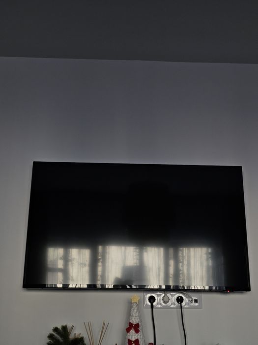 Vand televizor Smart TV Phillips, 4k, diagonala 126cm