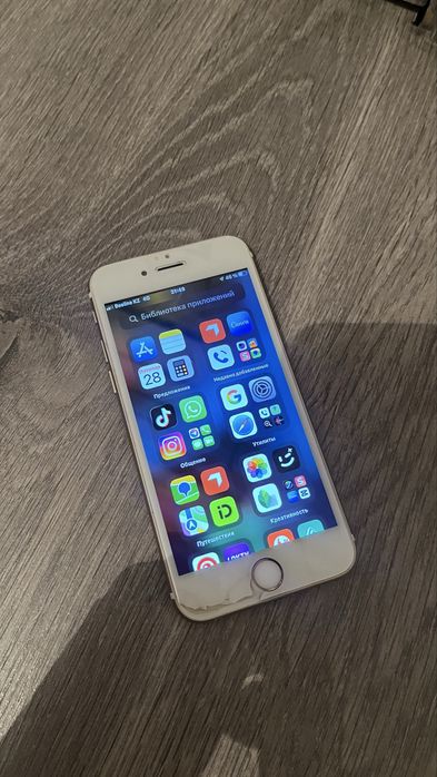 Продам айфон 6   S