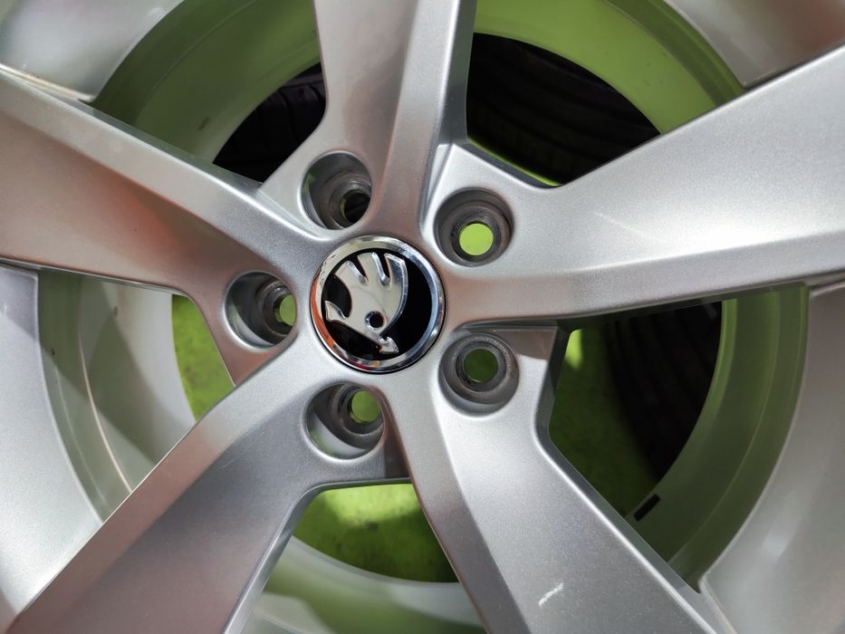 16 5x100 Skoda Vw Polo лети джанти 5х100