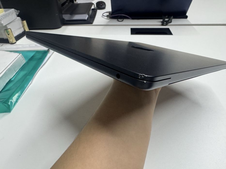 Macbook air 13 M4 16/256