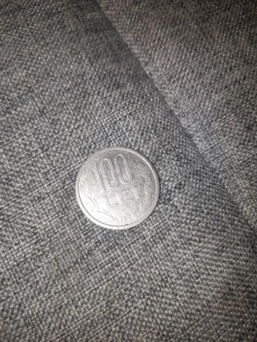 Vand moneda de 100 de lei din anul 1994