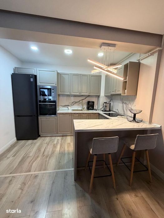 Apartament cu 3 camere, 80 mp, gradina , zona Parcului Poligon
