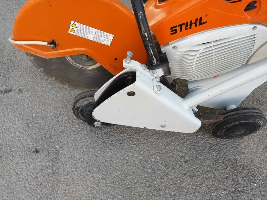 Stihl TS 800 - ръчен бензинов фугорез със количка