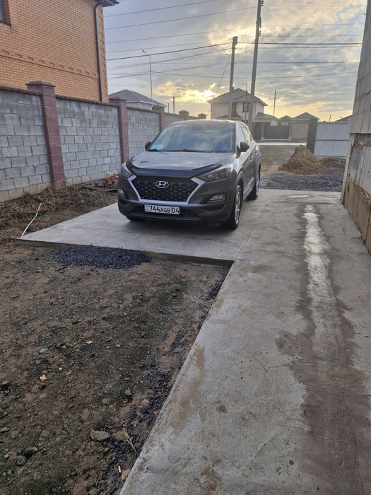 Продам автомобиль Хюндай Туссон