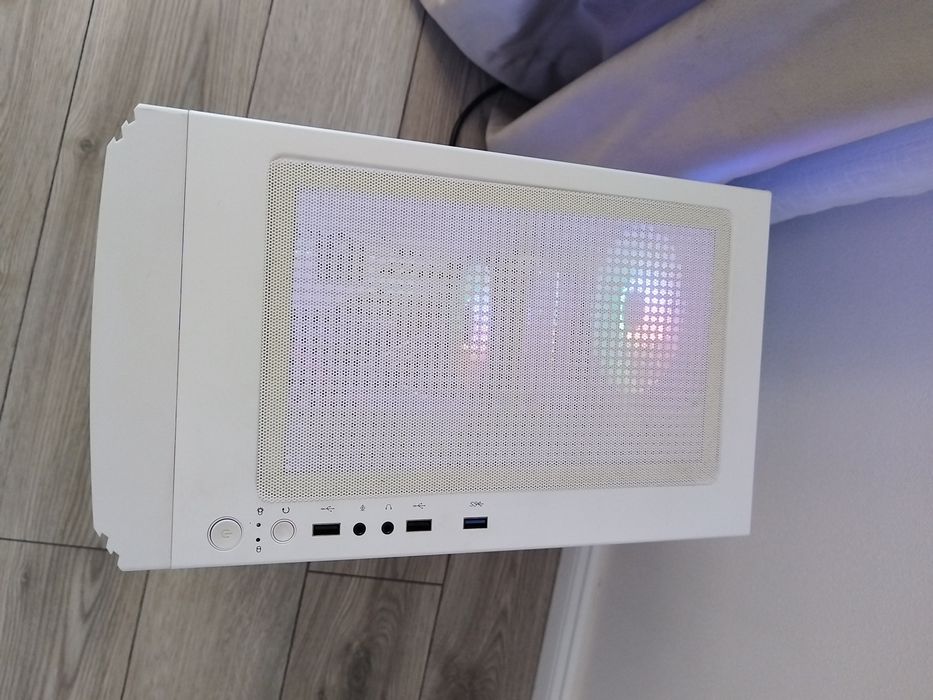 Vând PC gaming bun
