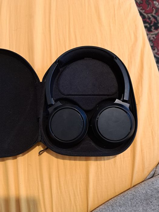 vand căști pe bluetooth  philips