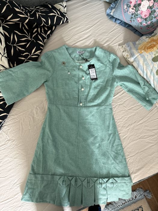 Нова рокля Lucy нова