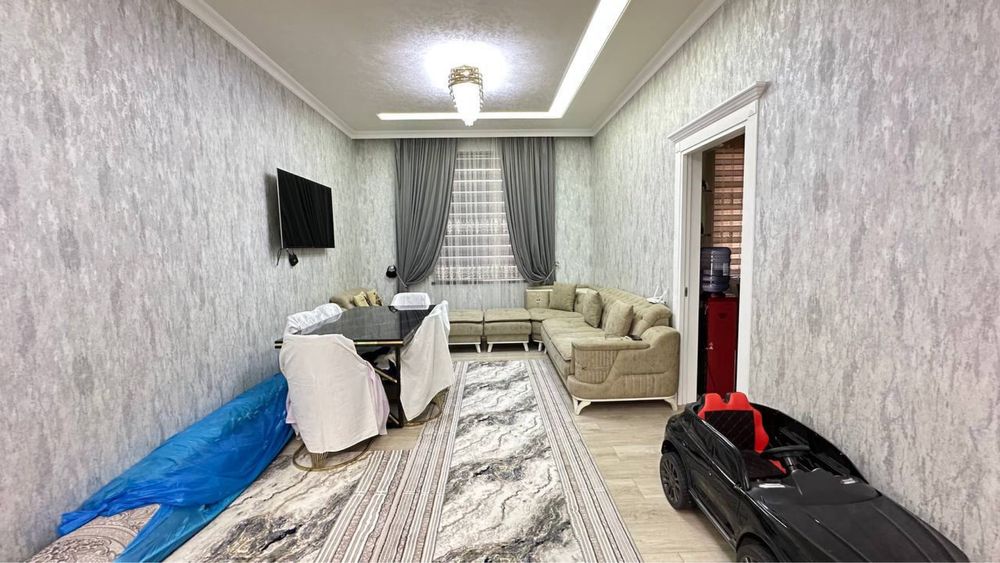 Продается Таунхаус. 3 сотки. Дустлик.