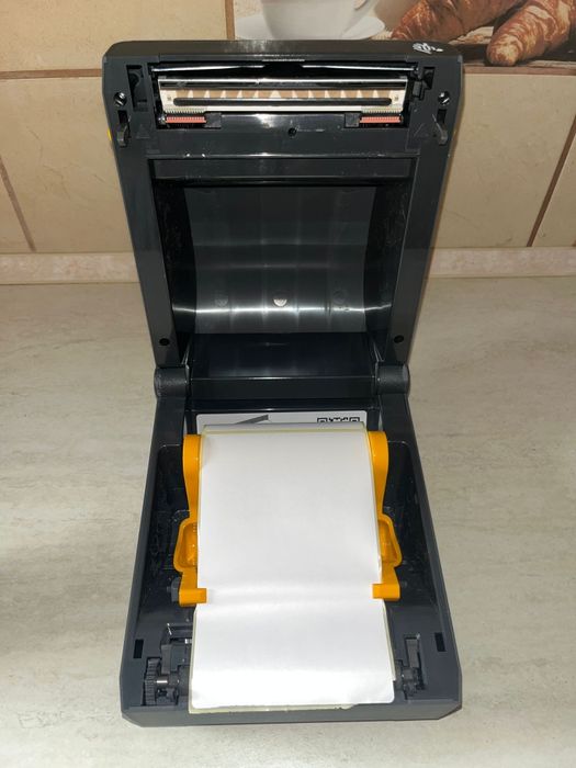 Imprimanta de etichete Zebra ZD220D