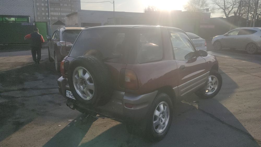 Продам RAV4 первое поколение