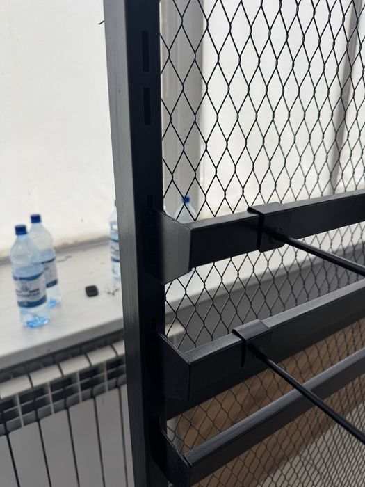 Продам стеллаж под аксессуары