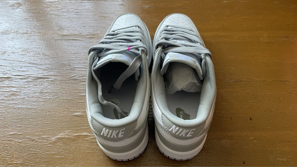 Продам NIKE RETRO Dunk Low Бело-Серые СРОЧНО!!!