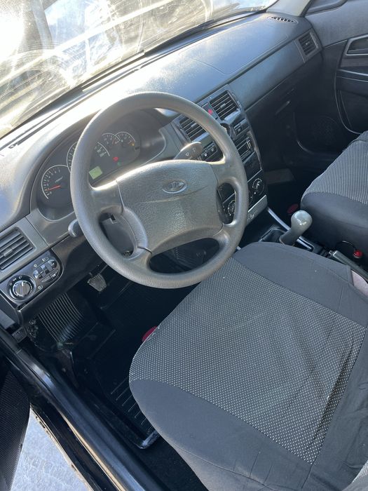 Продам приора на ходу