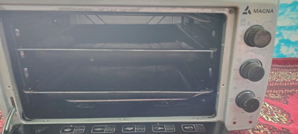 Электрическая духовая печь