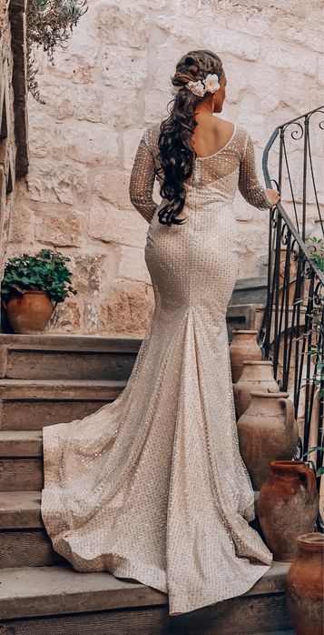 Rochie de mireasa aurie