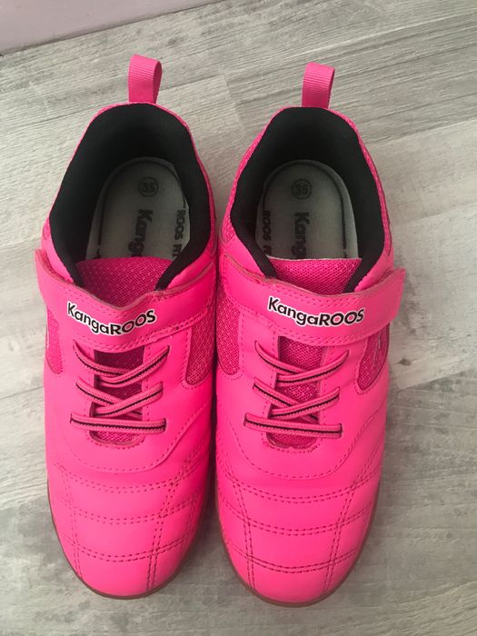 Маратонки за момиче 35ном.