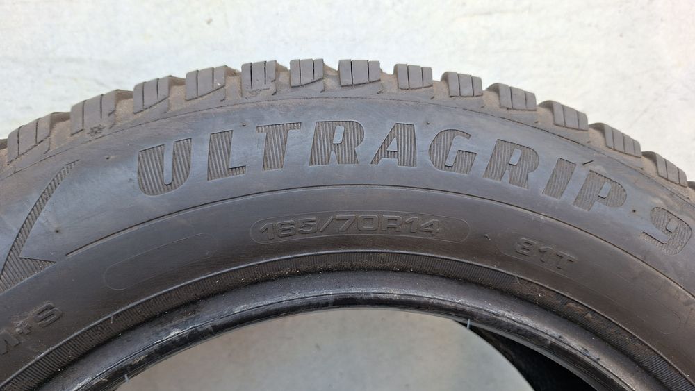Зимни гуми 165 70 15 Goodyear