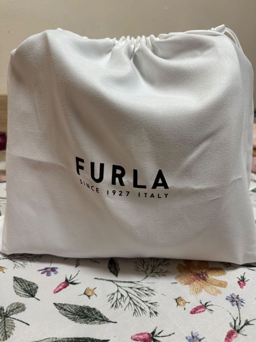 Geanta de mâna din piele Furla