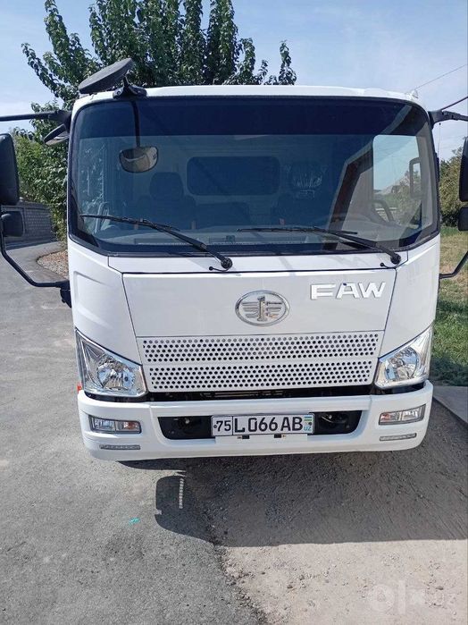 Faw samosval tyagach  6tonna 400talik   metan   Yangi 4000km probeg