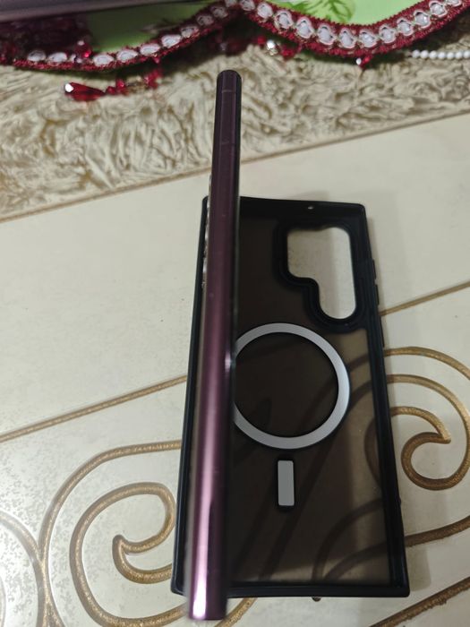 Продам Samsung s22 ultra