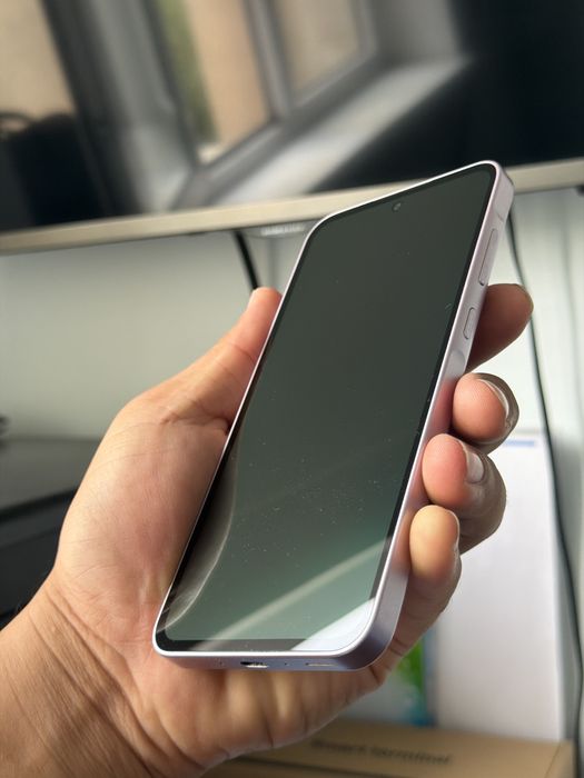 Srochni Sotiladi pul zarur Samsung A35 5G
