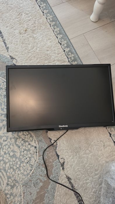 Телевизор Elenberg 22" LED (4 штук)