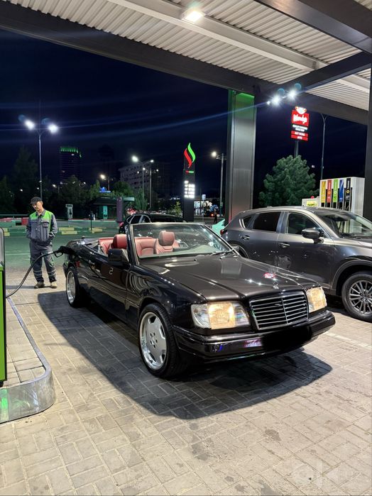Mercedes benz A124 Cabriolet