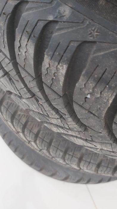 Roti cauciucuri iarna cu jante 165 70 r14