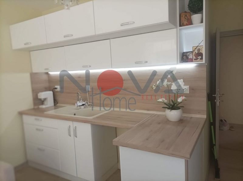 Продава се Двустаен апартамент в Варна, Гранд Мол Варна - 62 кв.м за 1193 €/кв.м - Снимка #2