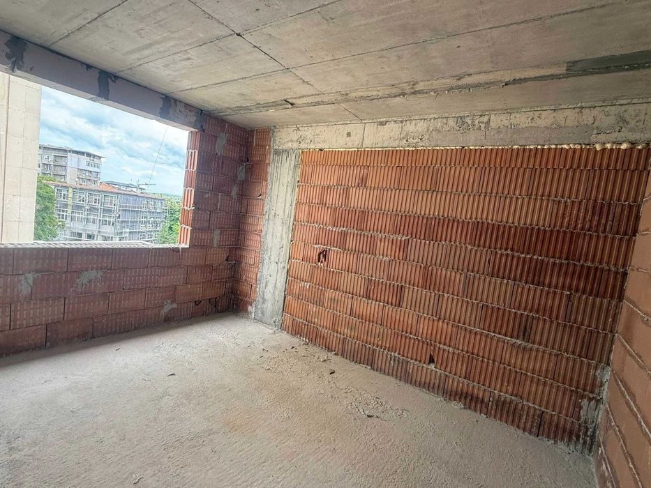 Продава се Тристаен апартамент в Търговище, Център - 105 кв.м за 996 €/кв.м - Снимка #5