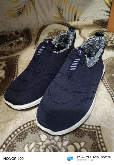 Мужские кроссовки