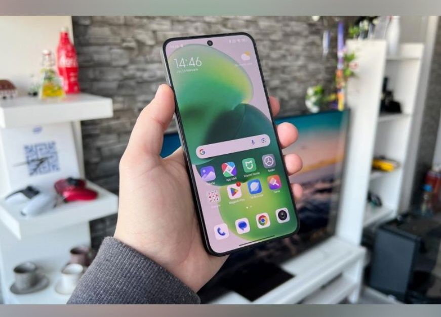 Xiaomi 15 flagship, la cutie