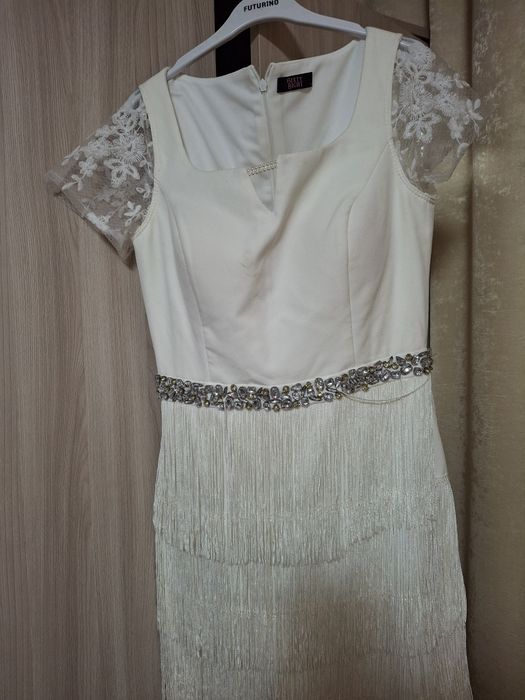 Платья для девушек