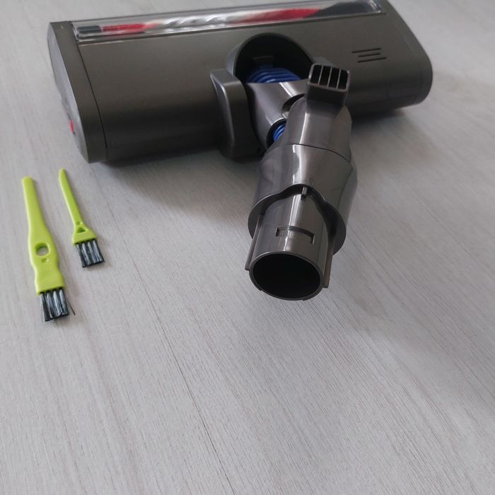 Нова LED Турбо Четка за Dyson V6 / DC62 / DC59 + Аксесоари за Почиства