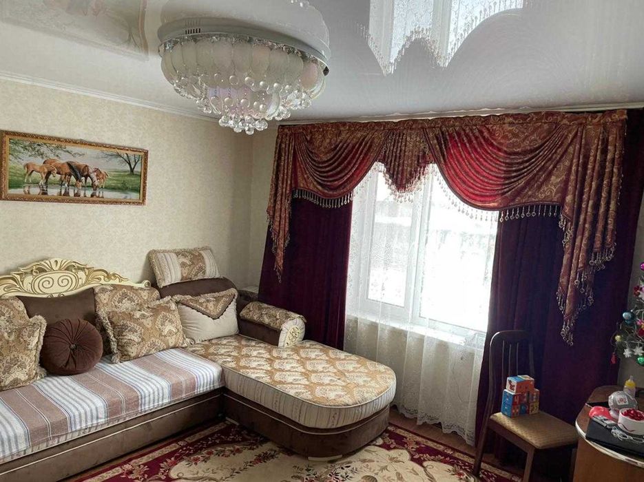 Продам 4х комнатный дом район КСК
