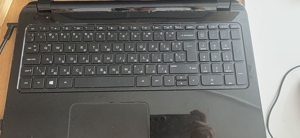 Лаптоп HP+ чанта