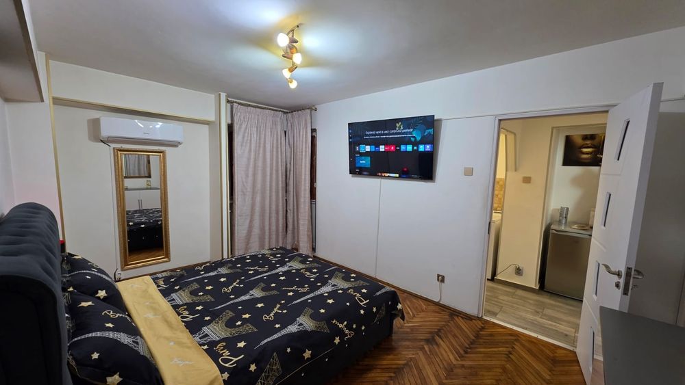 Închiriez Garsoniera Centru Regim Hotelier