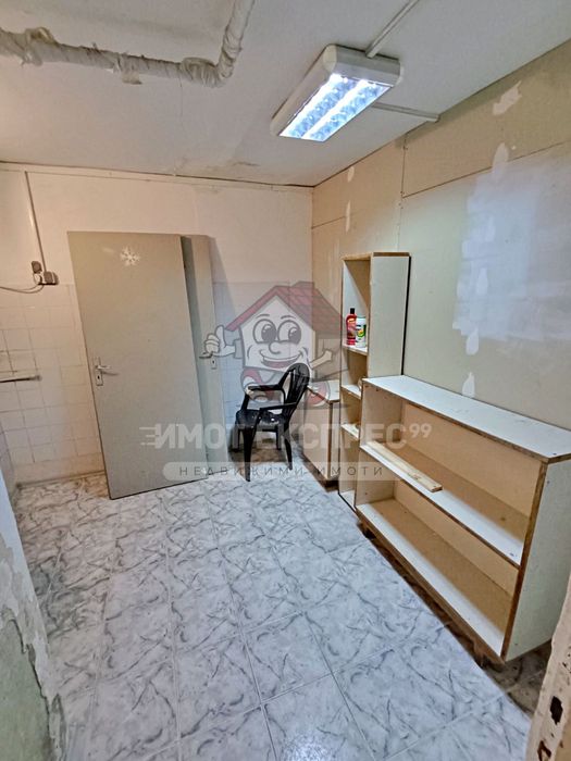 Продава се Магазин в Асеновград - 100 кв.м за 6 €/кв.м - Снимка #11