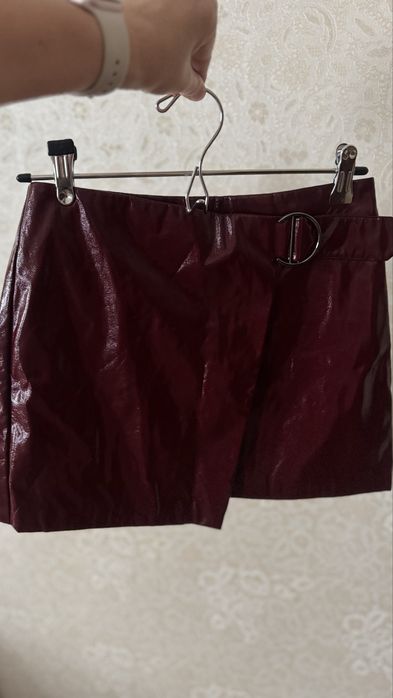 Мини юбка из мягкой кожи