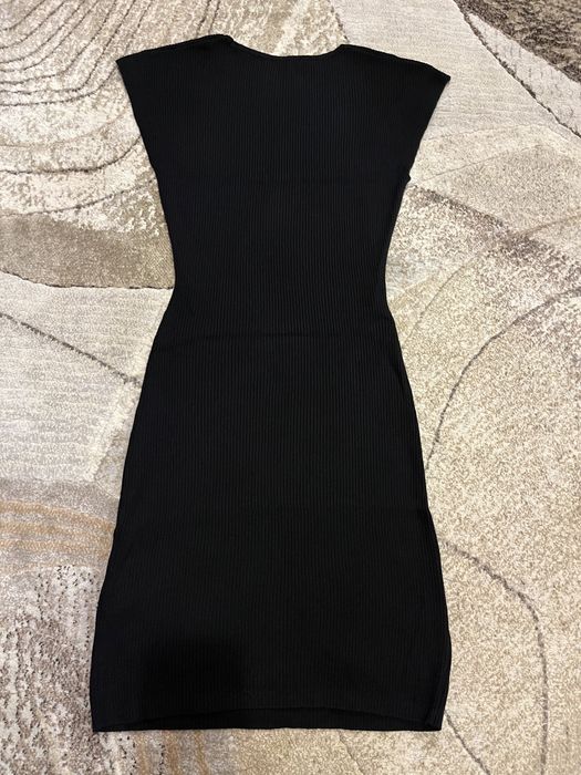 Черна къса рокля