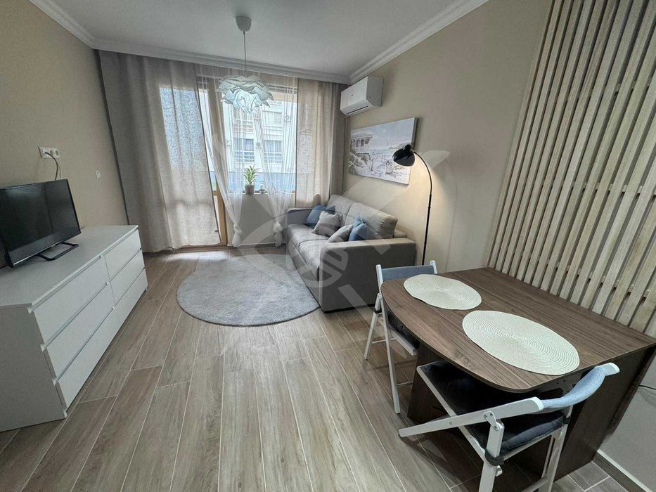 Продава се Едностаен апартамент в Поморие - 37 кв.м за 2028 €/кв.м - Снимка #1