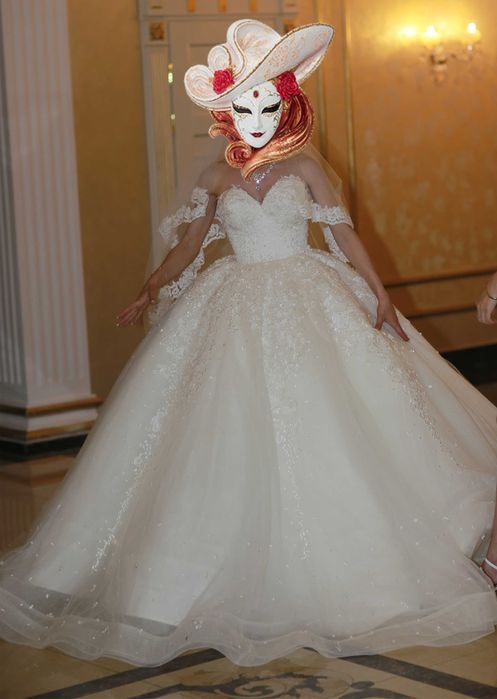 Продаётся королевское платье