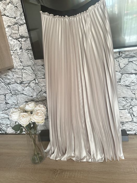 Пола плисирана zara S