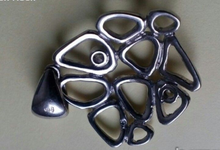 Нова сребърна висулка-неповторима,великолепна, с циркони !