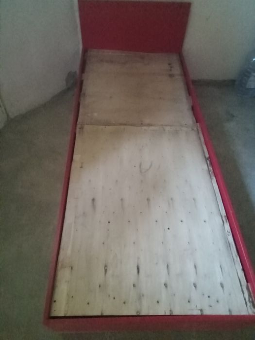 Narxi 300 ming holati yaxshi